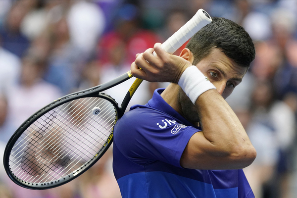 Em nova final contra Medvedev, Djokovic pode alcançar Margaret Court