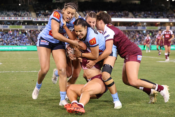 Official Ampol Women's State of Origin profile of Julia Robinson for  Queensland Maroons